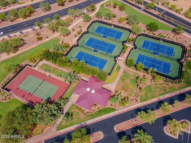 Building Photo - 39518 N White Tail Ln
