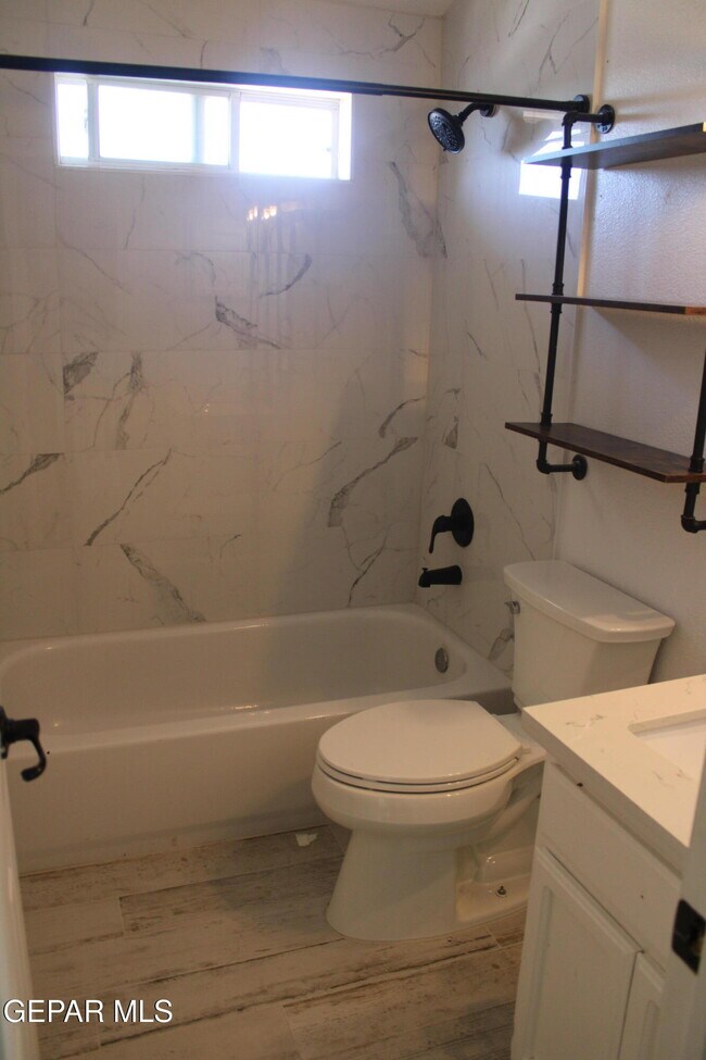 Building Photo - 12516 Twin Leaf Dr