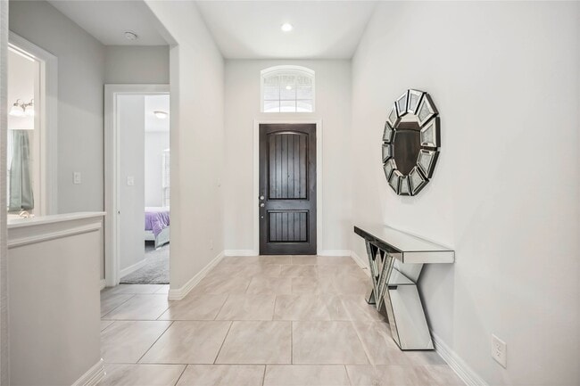 Building Photo - 24023 Lake Molveno Dr