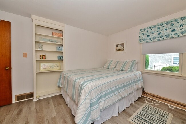Building Photo - 5 Spindrift Ln
