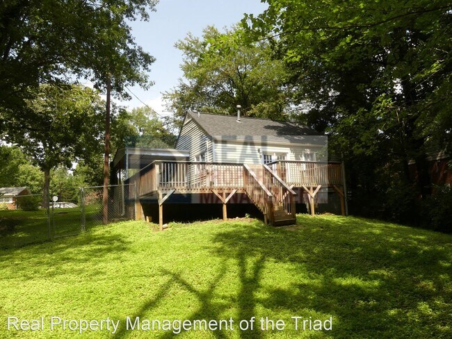 Building Photo - 2 br, 1 bath House - 2305 Pisgah Church Road