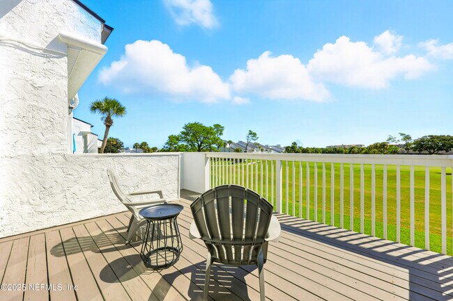 Building Photo - 16 Cove Rd