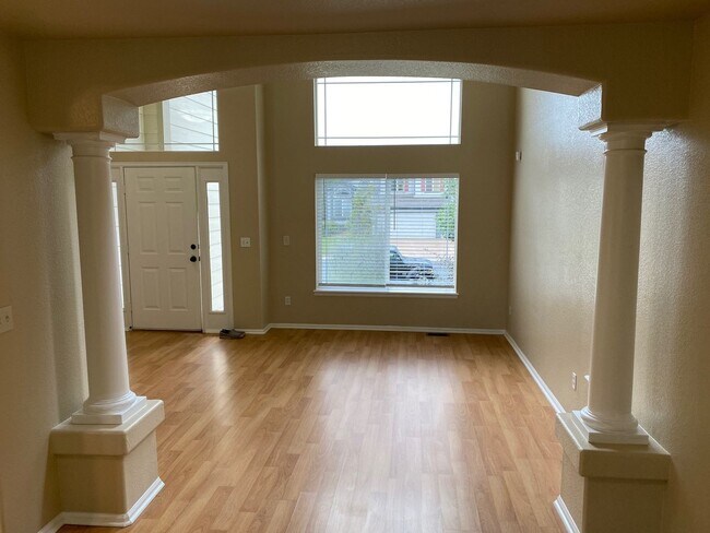 Building Photo - Wonderful Home in Parker