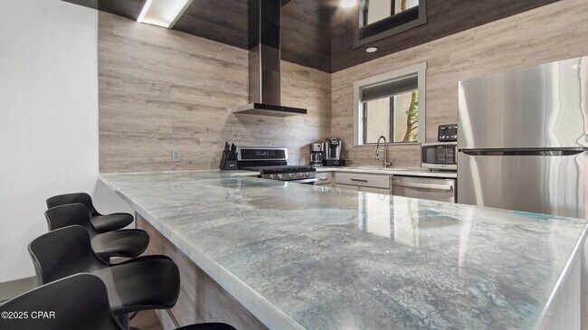 Building Photo - 131 Kimberly Dr