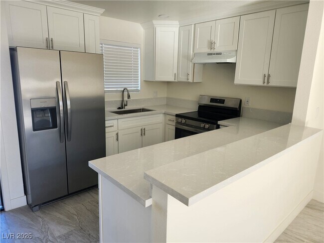 Building Photo - 5312 S Swenson St