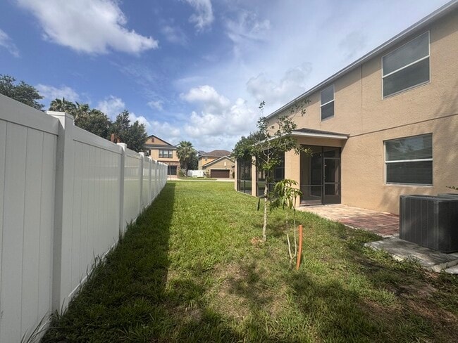 Building Photo - 4 Bedroom/3 Bathroom Enclave at Terra Bella