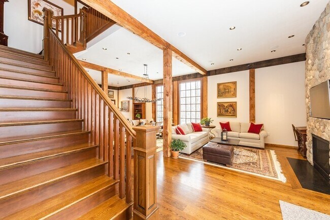 Building Photo - 121 Marrett Rd