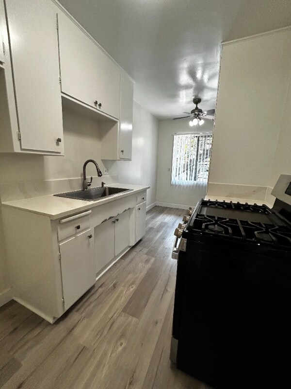 Primary Photo - 516 Mar Vista Ave