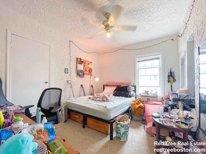 Building Photo - 75 Magoun Ave