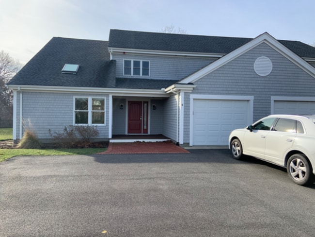 Building Photo - 2 Beatrice Ln