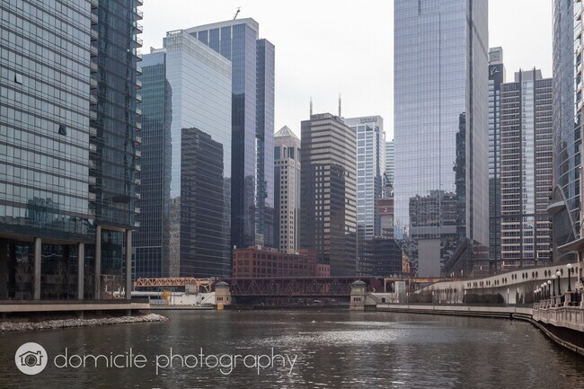Building Photo - 345 N Canal St
