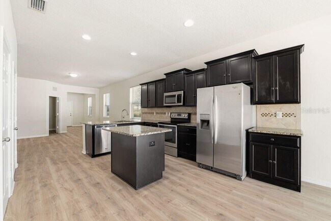 Building Photo - 9004 Mountain Magnolia Dr