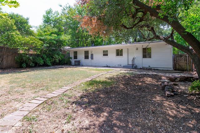 Building Photo - 4023 Park Ln