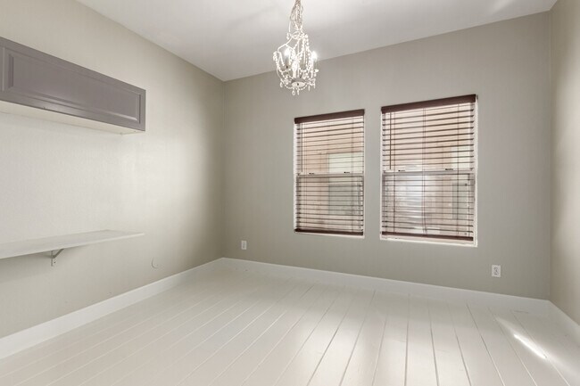 Building Photo - 21127 Avenida Del Valle Ct
