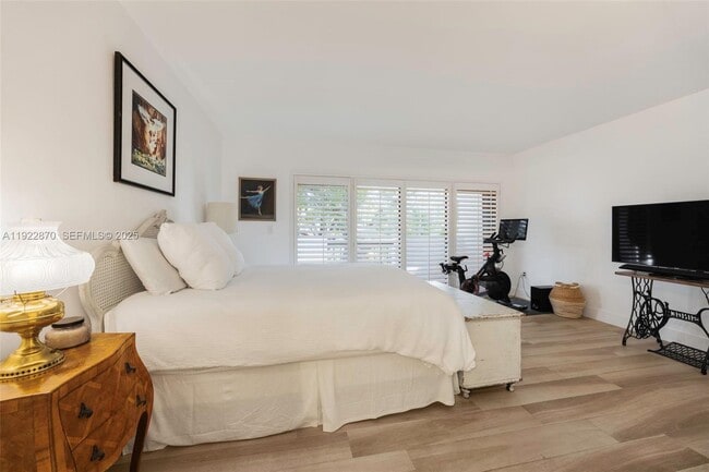 Building Photo - 2600 Cardena St