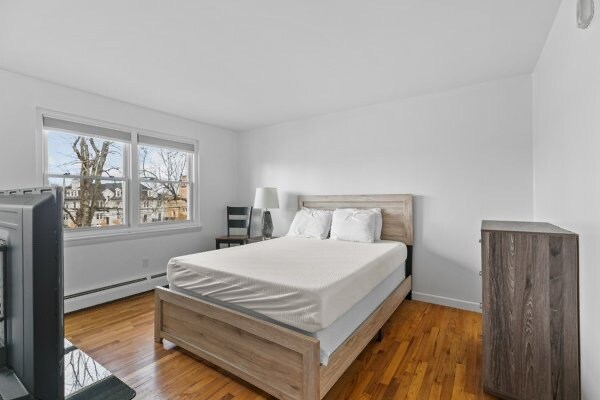 Building Photo - 70 Carroll Ave