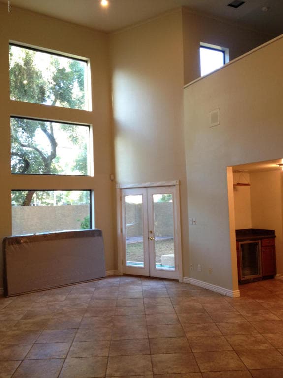 Living room - 7209 E McDonald Dr