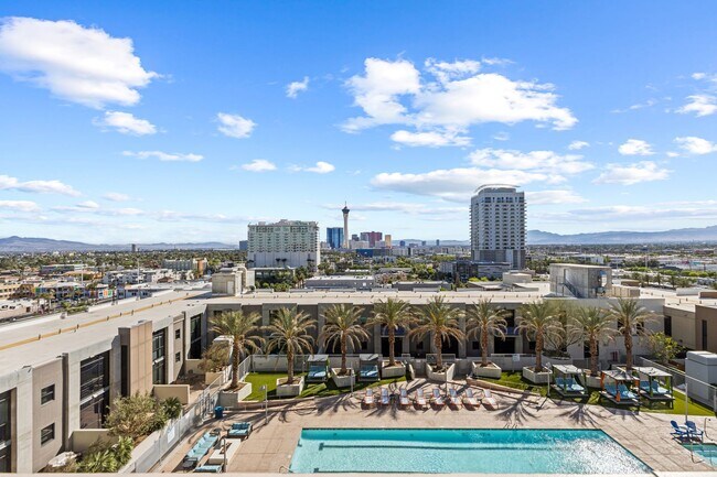 Building Photo - Furnished Juhl Condo w/ Balcony & City Views