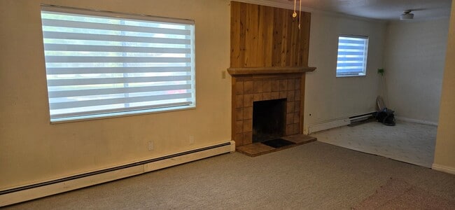 Building Photo - Cute 2 Bed 1 Bath in Springville
