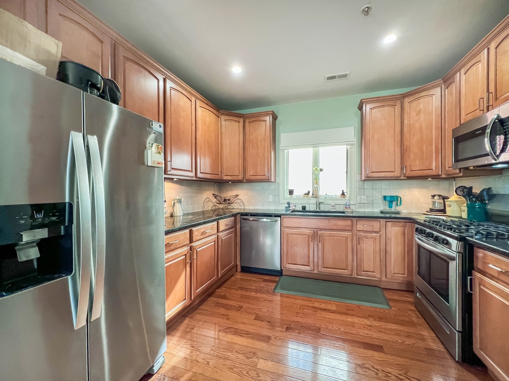 Kitchen (2) - 83 S Hamilton St