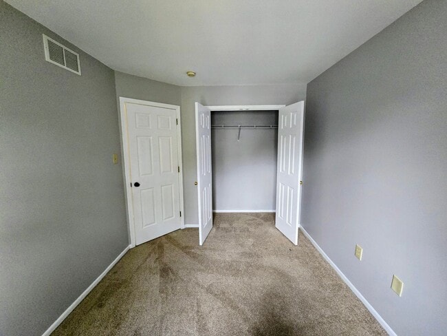 Building Photo - 1578 Pinewind Dr