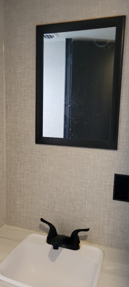 Building Photo - 4742 Pelican