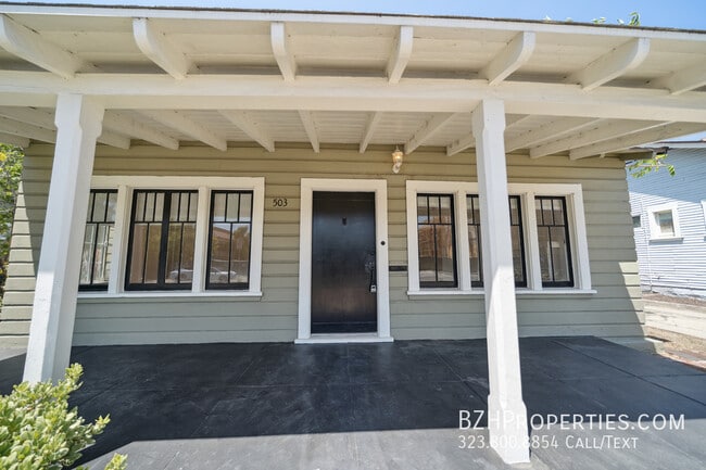 Building Photo - 503 Burchett St