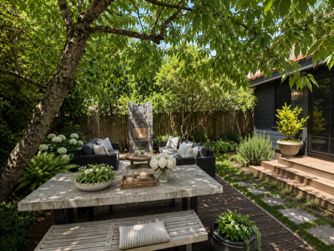 Building Photo - Stunning Designer Coastal Retreat | Fully Renovated Luxury Home in Ocean Park