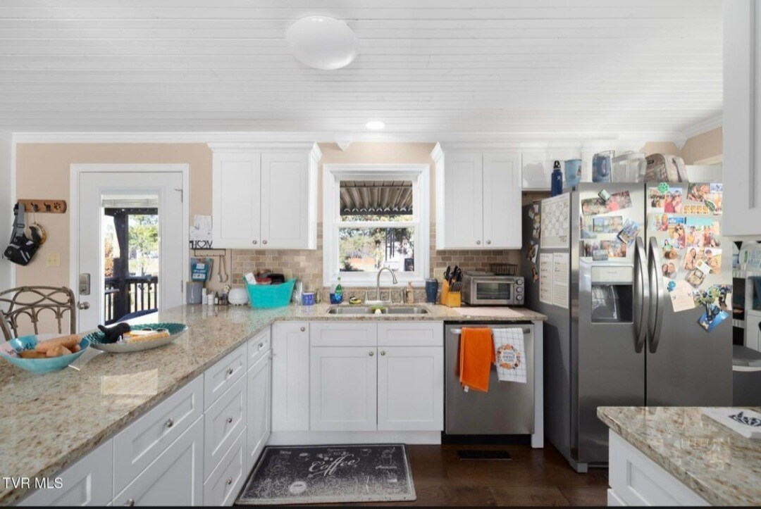 Building Photo - 2916 Newbern Dr