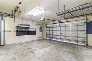 Building Photo - 3560 W 88th St