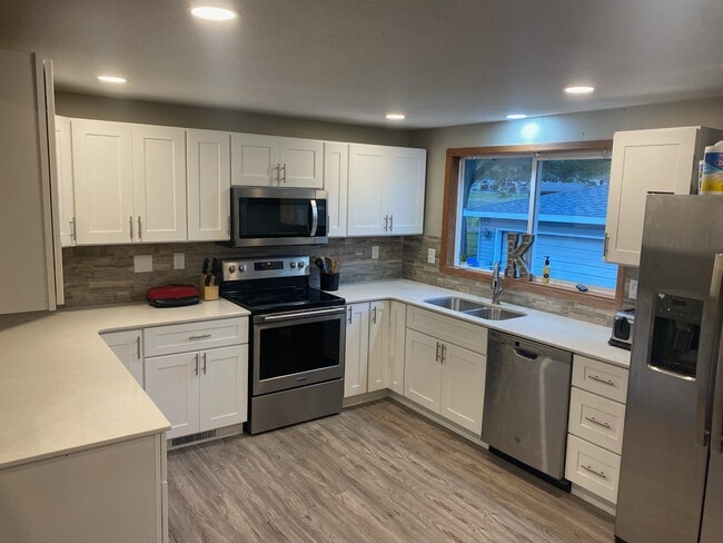 Building Photo - 1019 Higby Dr