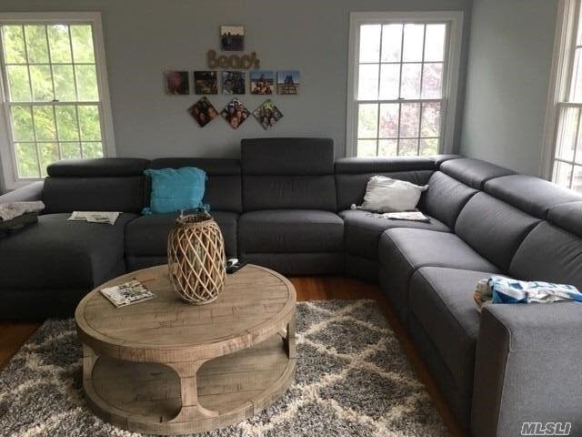 Building Photo - 281 Wilmot Rd