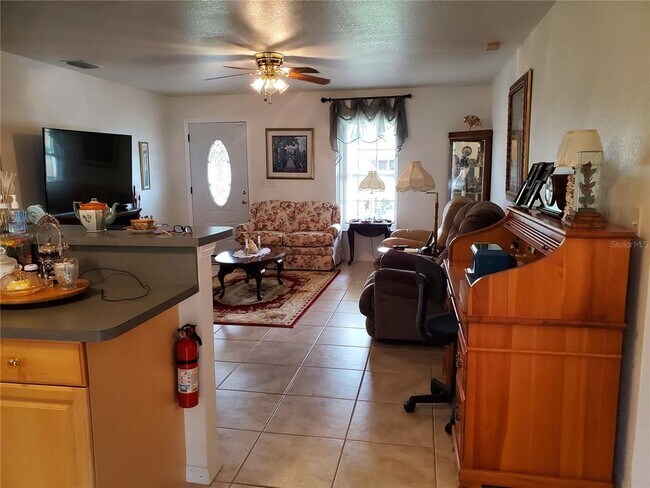 Building Photo - 1051 SW 85th Way