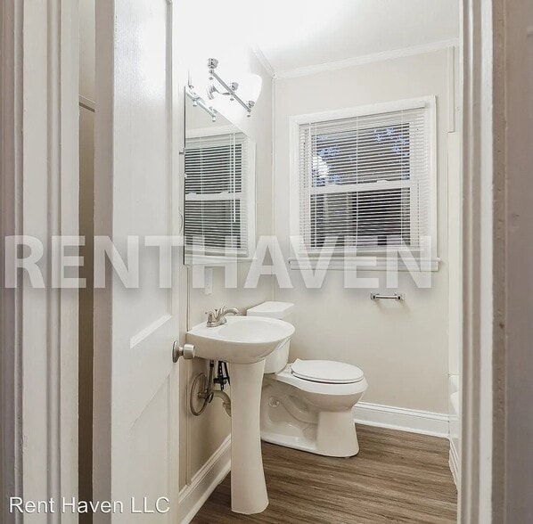 Building Photo - 209 Peachtree Cir