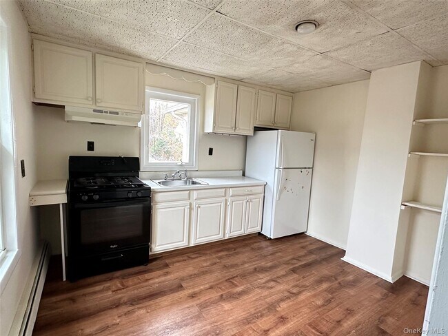 Building Photo - 61 Nassau Ave