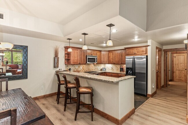 Building Photo - 2905 Mountaineer Cir