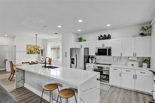 Building Photo - 1381 Sago Ln