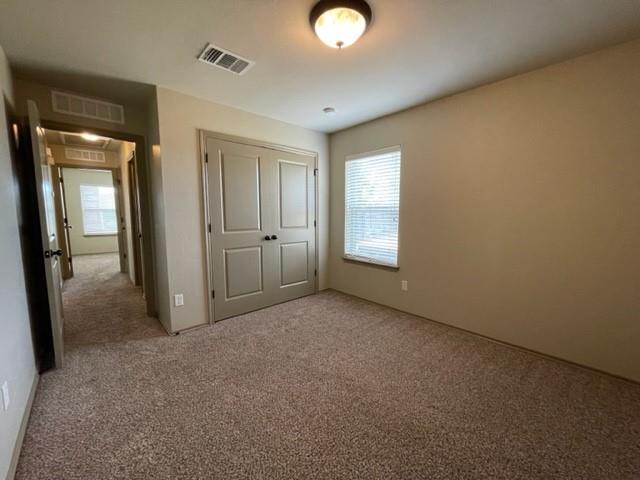 Building Photo - 3117 Yosemite Dr