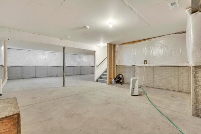 Building Photo - 241 Sunstone Ln