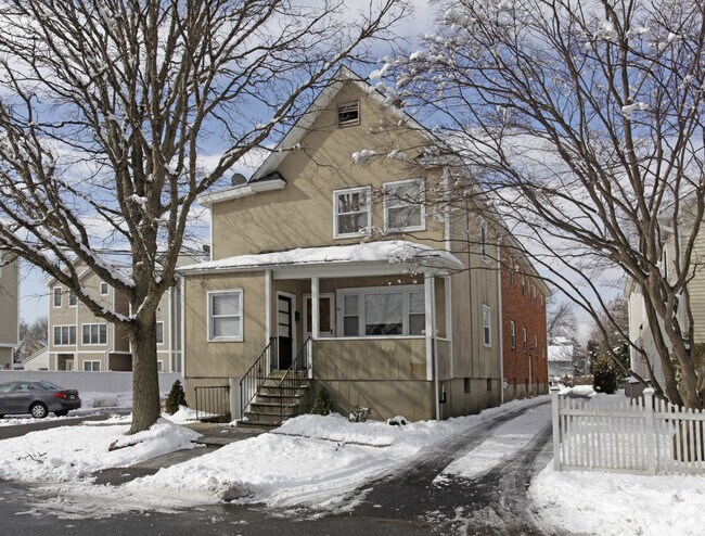 Building Photo - 78 Dora Street