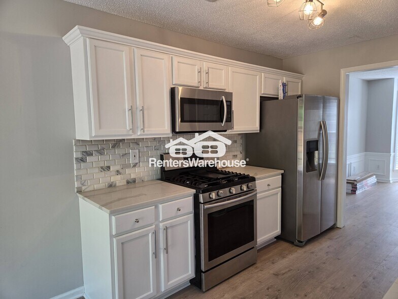 Building Photo - 2580 Alvecot Cir SE