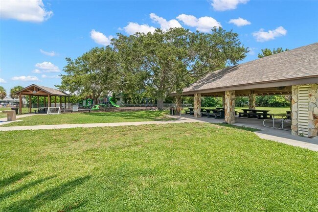 Building Photo - 9201 Captiva Cir