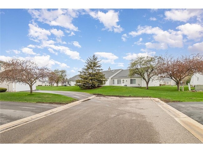 Building Photo - 14651 Evergreen Trail
