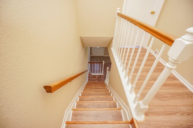 Building Photo - 2808 Grants Lake Blvd