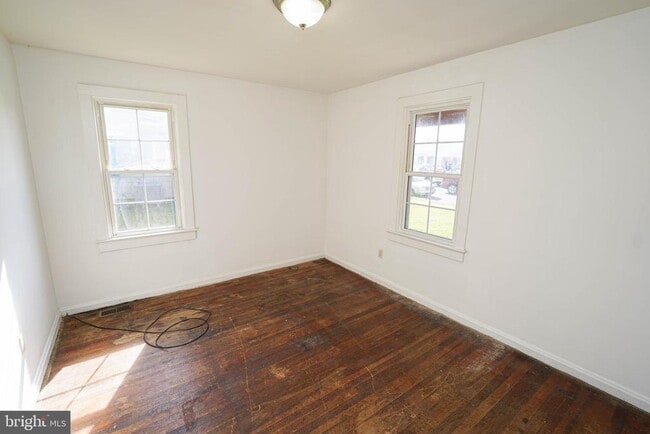 Building Photo - 509 State St