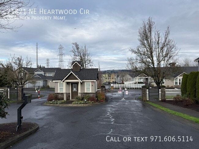 Building Photo - 21821 NE Heartwood Cir