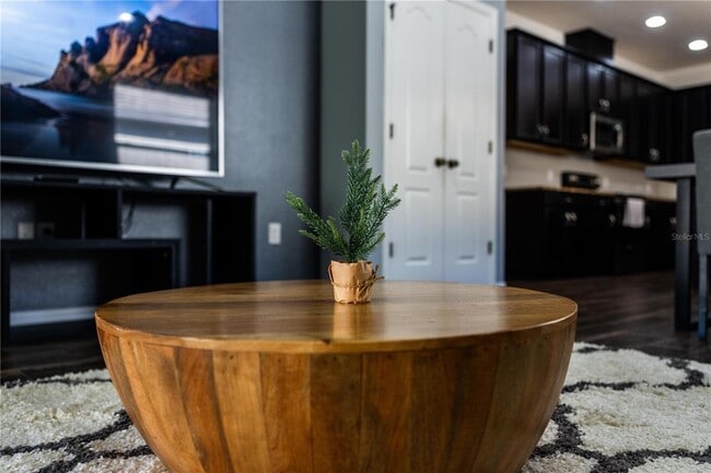 Building Photo - 5151 Ravena Ave E