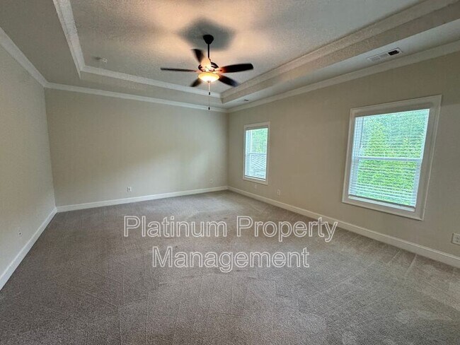 Building Photo - 705 Fieldcrest Park Ln