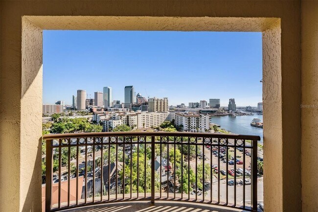 Building Photo - 345 Bayshore Blvd