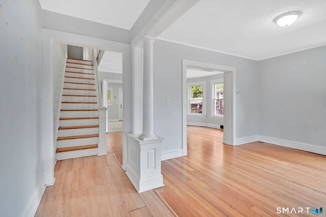 Building Photo - 42 Hartford Ave